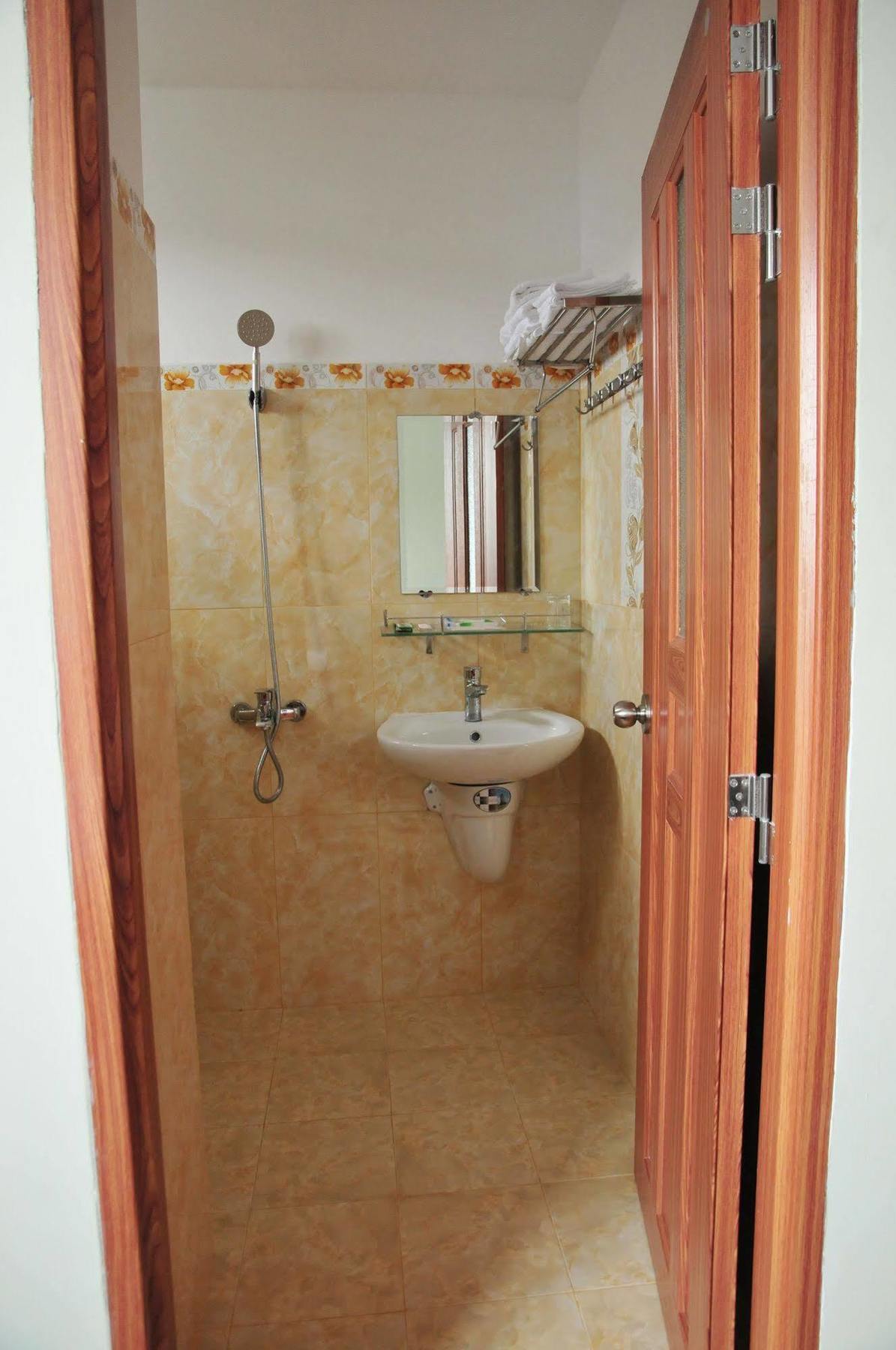 Tung Huong Hotel Phú Quý Zewnętrze zdjęcie